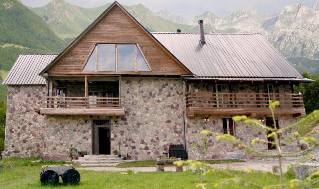 Hotel Kelmendi Lepushe Exterior foto